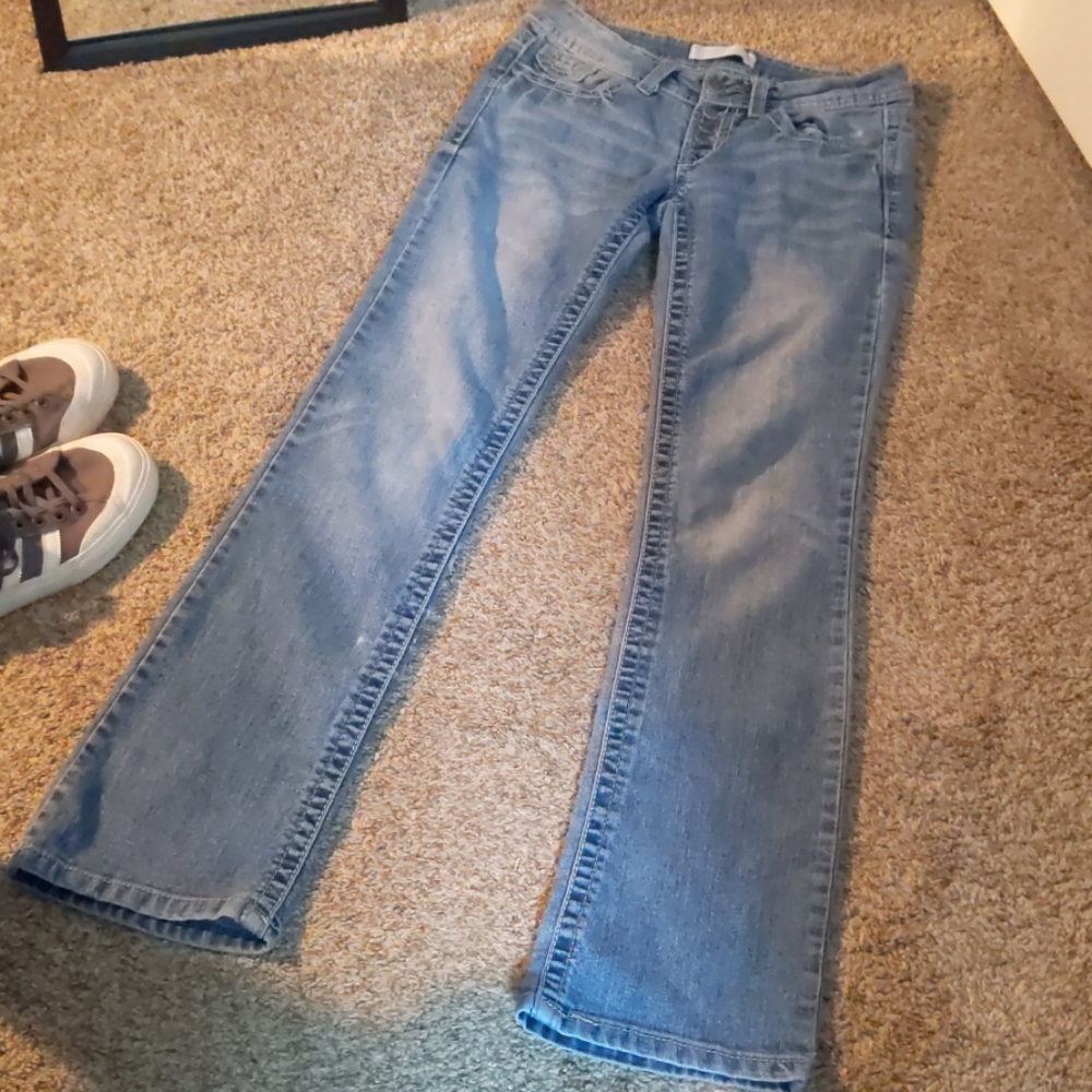 No Boundaries Faded Button Fly Jeans . Size 3 - Picture 2 of 12